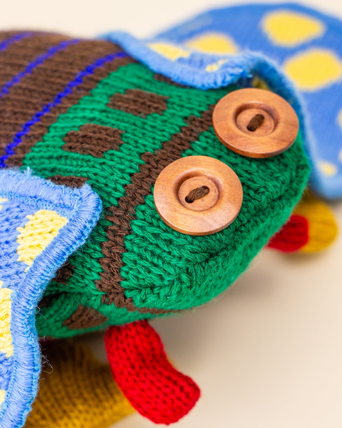 Chicharra azul detalle