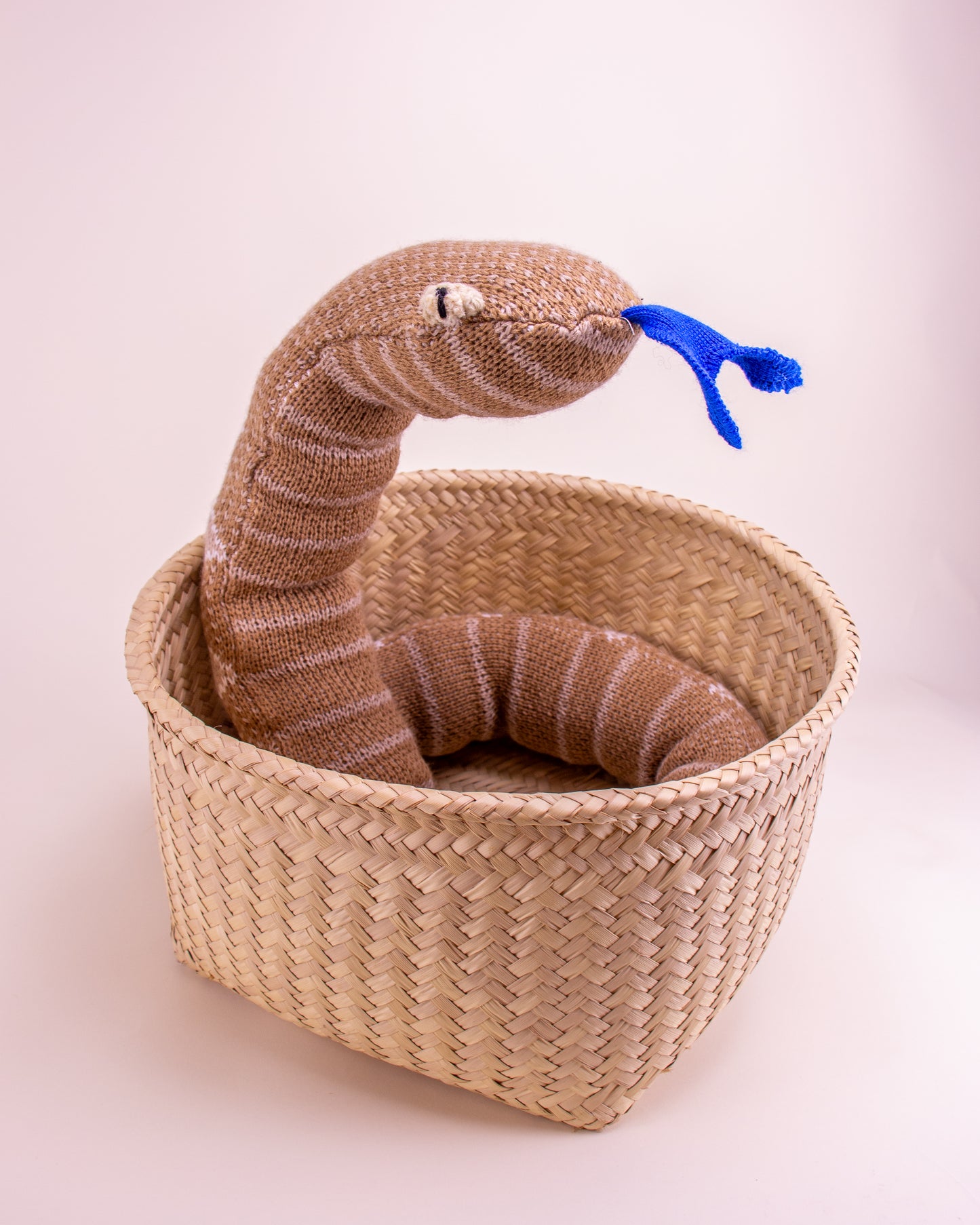 Serpiente peluche Café