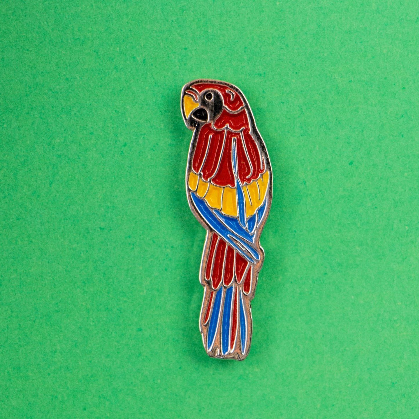 Pin de Guacamaya roja