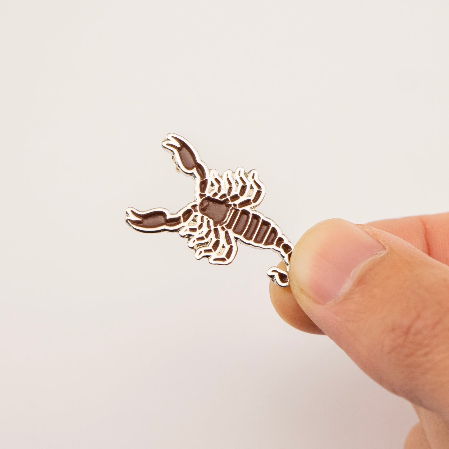 pin alacran cafe mano