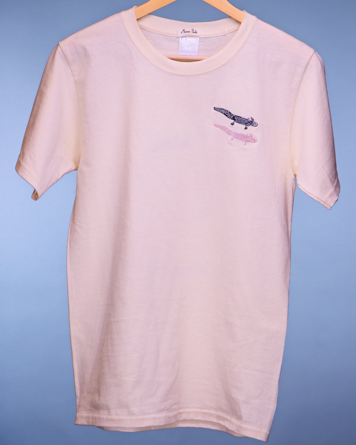Playera de ajolote frente
