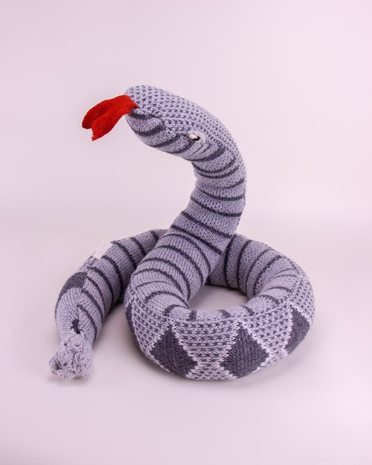 Serpiente peluche Gris